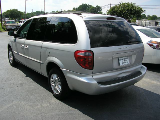 Dodge Grand Caravan 2001 photo 4