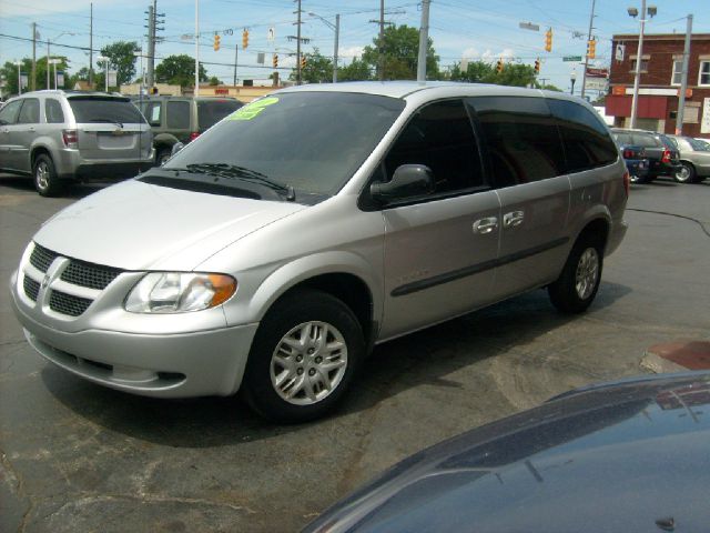 Dodge Grand Caravan 2001 photo 3