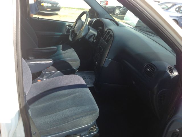 Dodge Grand Caravan 2001 photo 1