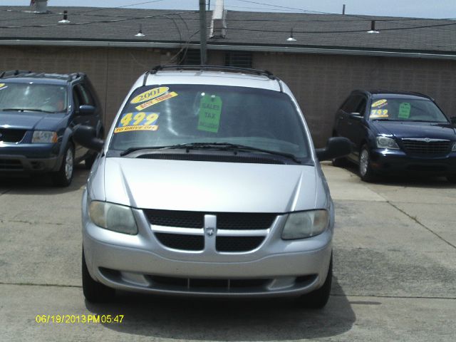 Dodge Grand Caravan 2001 photo 1