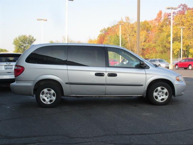 Dodge Grand Caravan 2001 photo 4