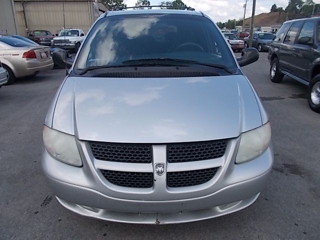 Dodge Grand Caravan 2001 photo 2