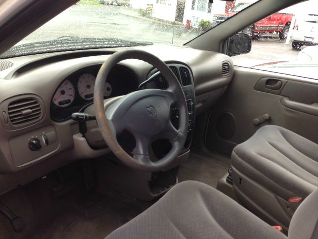 Dodge Grand Caravan 2001 photo 2