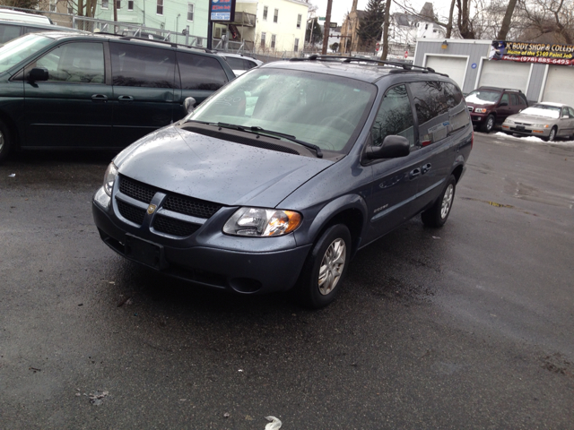 Dodge Grand Caravan 2001 photo 3