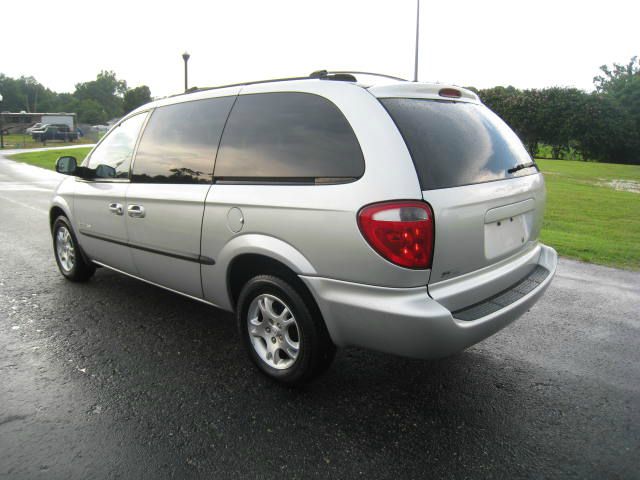 Dodge Grand Caravan 2001 photo 3