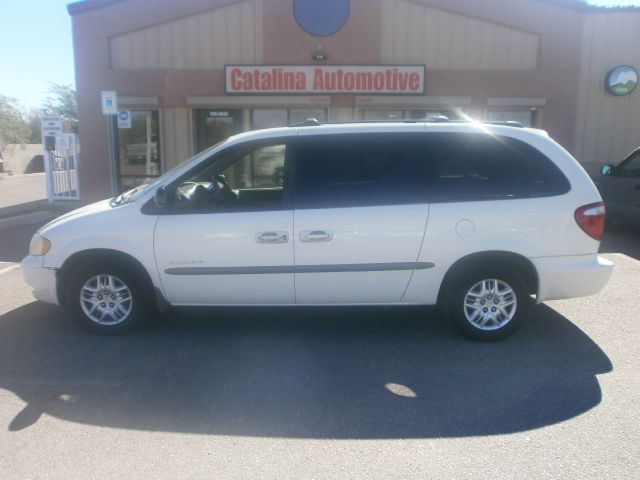 Dodge Grand Caravan 2001 photo 2