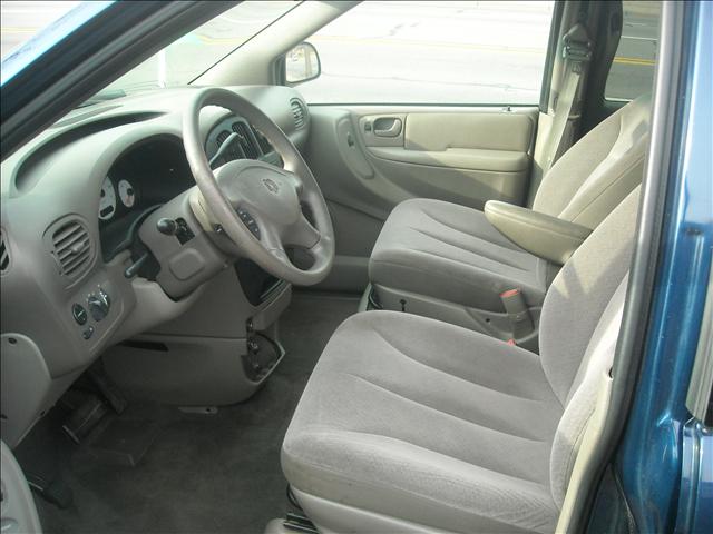 Dodge Grand Caravan 2002 photo 1