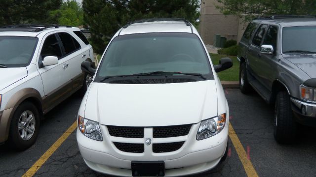 Dodge Grand Caravan 2002 photo 1