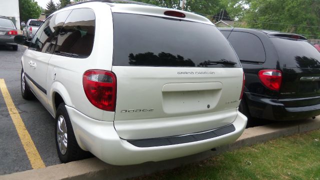 Dodge Grand Caravan 2002 photo 7