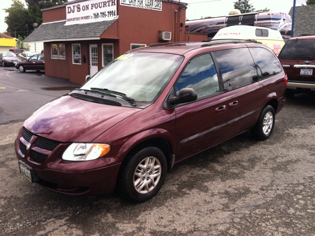 Dodge Grand Caravan 2002 photo 3