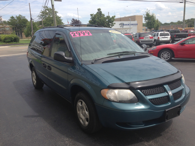 Dodge Grand Caravan 2002 photo 2