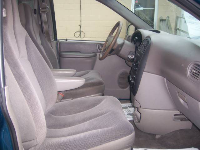 Dodge Grand Caravan 2002 photo 4