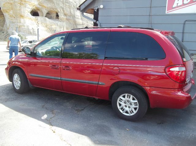 Dodge Grand Caravan 2002 photo 1