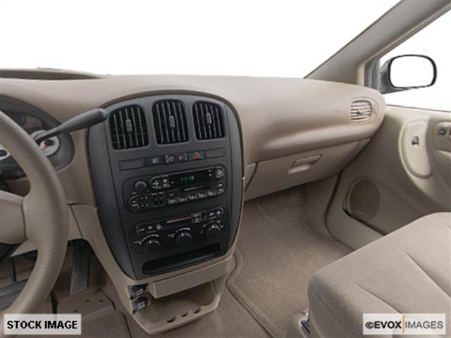 Dodge Grand Caravan 2002 photo 7