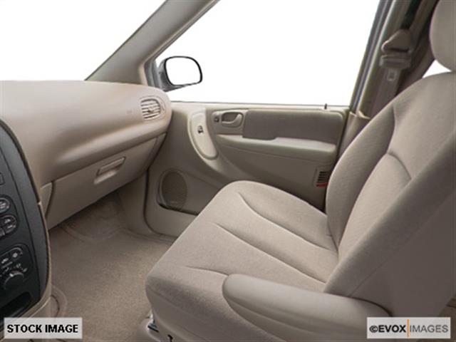 Dodge Grand Caravan 2002 photo 8