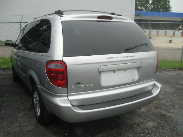 Dodge Grand Caravan 2002 photo 1