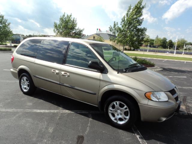 Dodge Grand Caravan 2002 photo 3