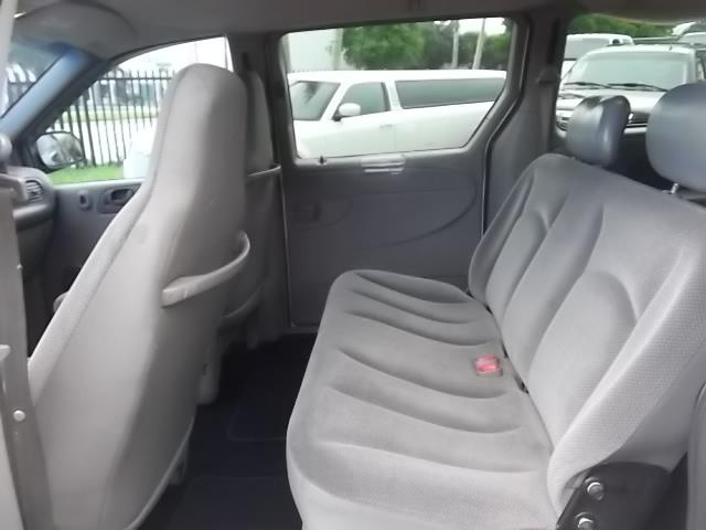 Dodge Grand Caravan 2002 photo 5