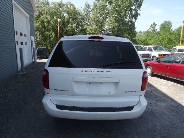 Dodge Grand Caravan 2002 photo 11