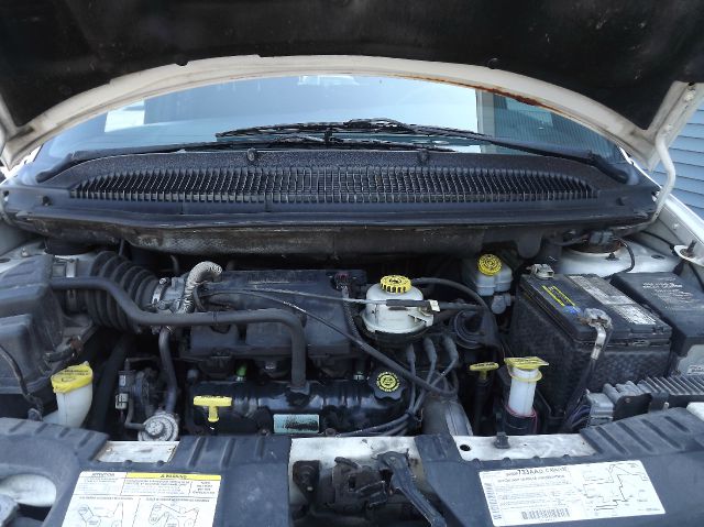 Dodge Grand Caravan 2002 photo 12