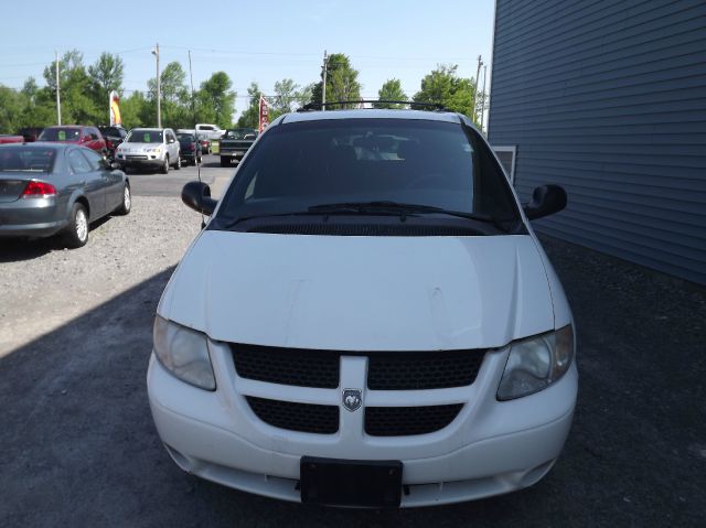 Dodge Grand Caravan 2002 photo 2