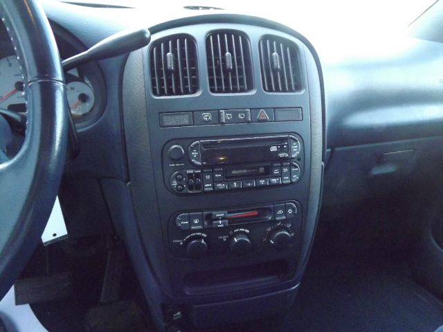 Dodge Grand Caravan 2002 photo 4