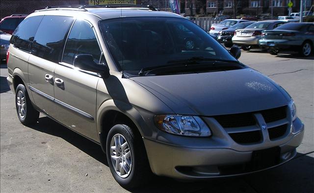 Dodge Grand Caravan 2002 photo 3