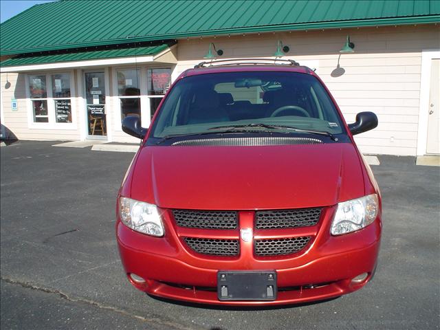 Dodge Grand Caravan 2002 photo 1