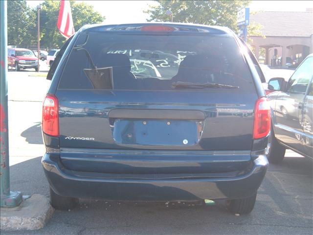 Dodge Grand Caravan 2002 photo 3