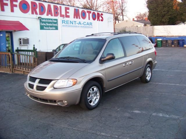 Dodge Grand Caravan 2002 photo 1