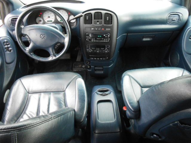 Dodge Grand Caravan LW2 MiniVan