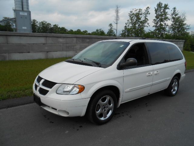 Dodge Grand Caravan 2002 photo 19