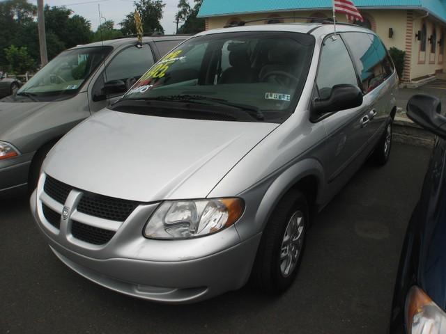 Dodge Grand Caravan 2002 photo 2