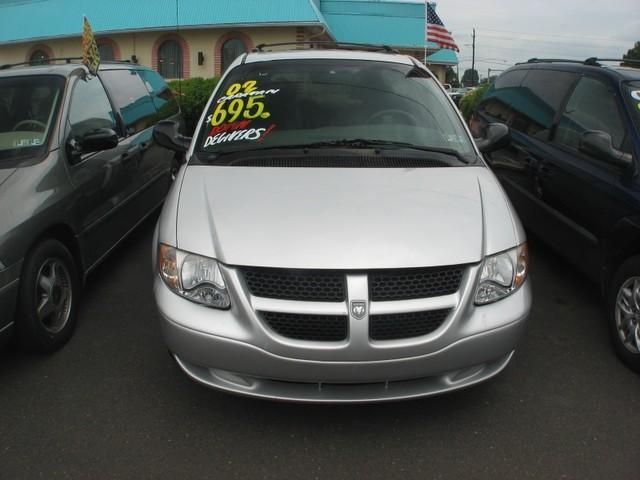 Dodge Grand Caravan 2002 photo 3