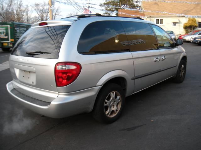 Dodge Grand Caravan 2002 photo 3