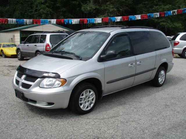 Dodge Grand Caravan 2002 photo 1