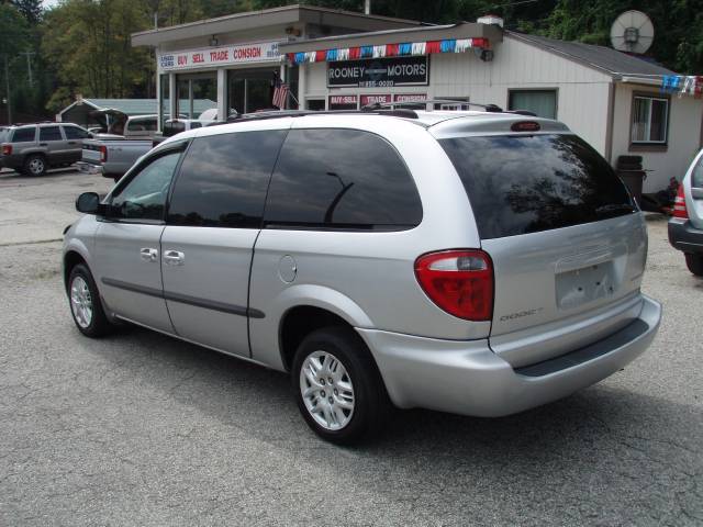 Dodge Grand Caravan 2002 photo 2