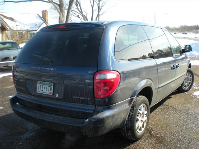 Dodge Grand Caravan 2002 photo 2