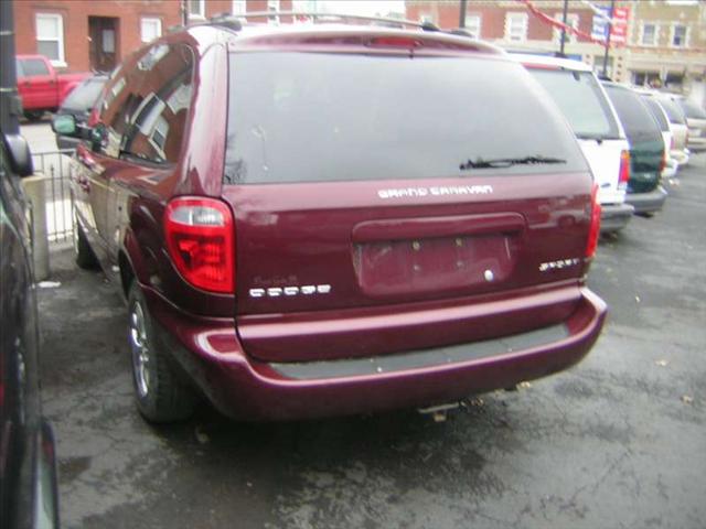 Dodge Grand Caravan 2002 photo 2