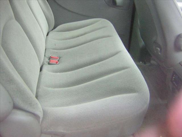 Dodge Grand Caravan 2002 photo 5