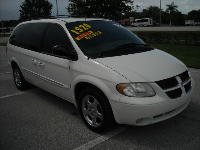 Dodge Grand Caravan 2002 photo 2