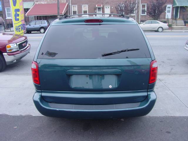 Dodge Grand Caravan 2002 photo 4