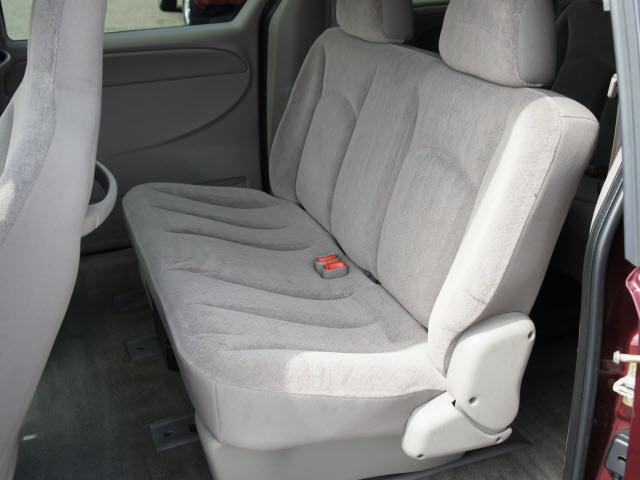 Dodge Grand Caravan 2002 photo 4