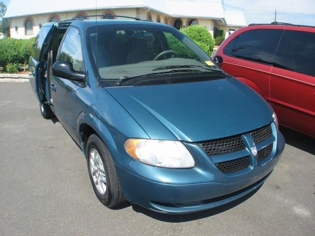 Dodge Grand Caravan 2002 photo 1