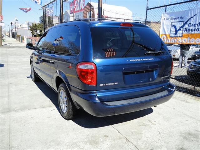 Dodge Grand Caravan 2002 photo 1