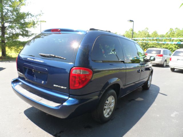 Dodge Grand Caravan 2002 photo 3