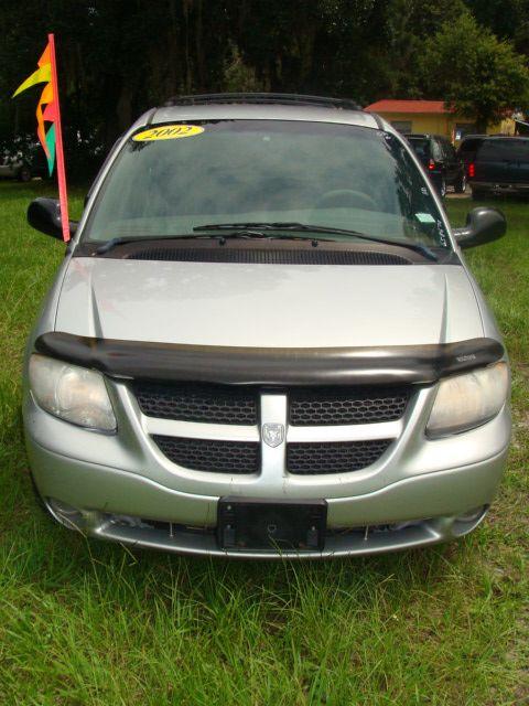 Dodge Grand Caravan 2002 photo 1