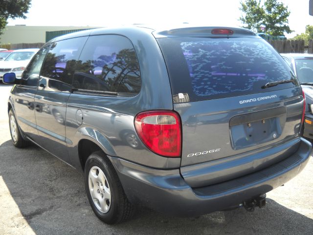 Dodge Grand Caravan 2002 photo 4