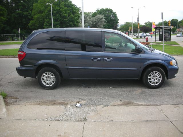 Dodge Grand Caravan 2002 photo 4