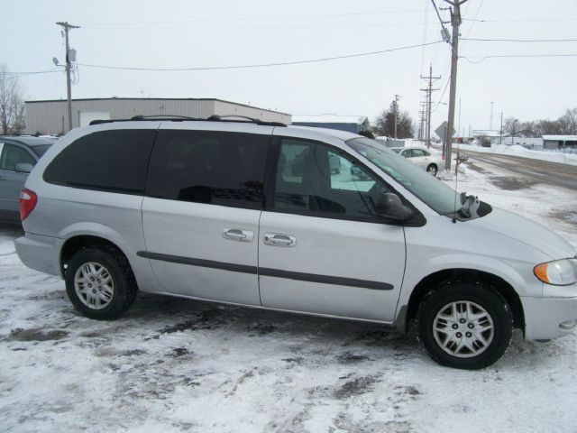 Dodge Grand Caravan 2002 photo 3